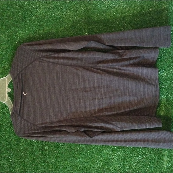 Zyia Active Black And Gray  Long Sleeve Top - Picture 5 of 5